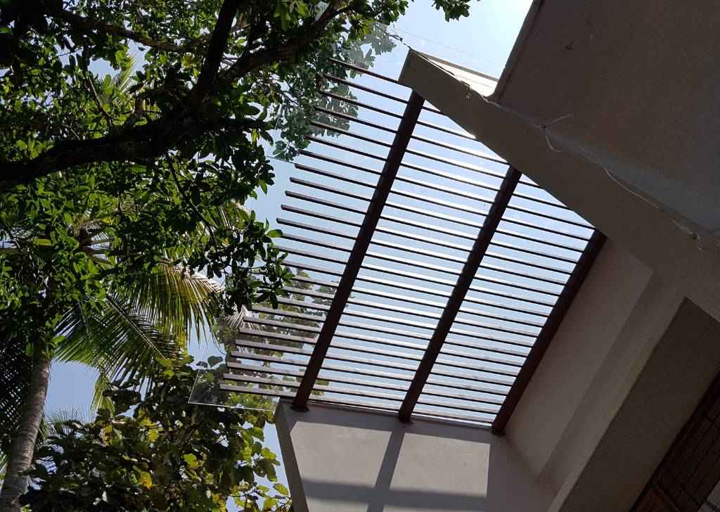 balcony pergola design in kerala